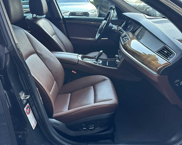 Серый БМВ 5 Серия, объемом двигателя 2.99 л и пробегом 226 тыс. км за 21500 $, фото 27 на Automoto.ua