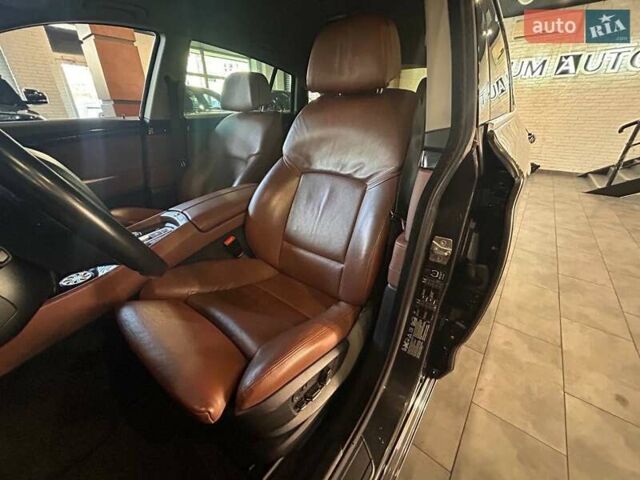 Серый БМВ 5 Серия, объемом двигателя 4.39 л и пробегом 112 тыс. км за 16900 $, фото 11 на Automoto.ua