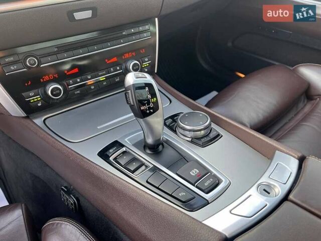 Сірий БМВ 5 Серія, об'ємом двигуна 2 л та пробігом 185 тис. км за 20500 $, фото 16 на Automoto.ua
