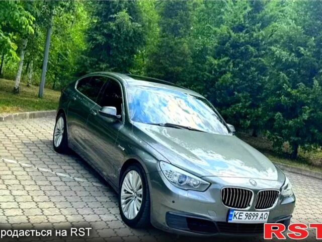 Сірий БМВ 5 Серія, об'ємом двигуна 3 л та пробігом 0 тис. км за 17500 $, фото 1 на Automoto.ua