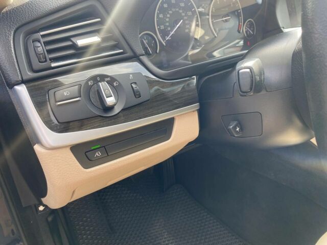 Синий БМВ 5 Серия, объемом двигателя 3 л и пробегом 178 тыс. км за 13890 $, фото 12 на Automoto.ua