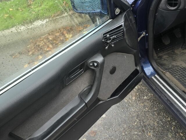 Синий БМВ 5 Серия, объемом двигателя 2 л и пробегом 2 тыс. км за 2000 $, фото 2 на Automoto.ua