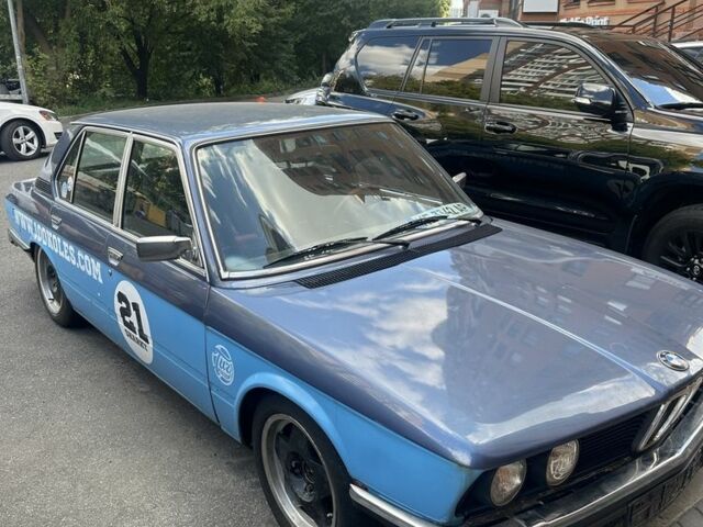 Синій БМВ 5 Серія, об'ємом двигуна 3 л та пробігом 3 тис. км за 3500 $, фото 1 на Automoto.ua