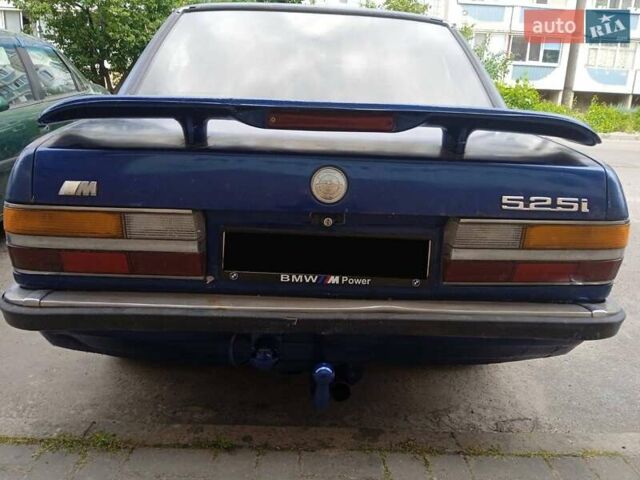 Синий БМВ 5 Серия, объемом двигателя 2.5 л и пробегом 250 тыс. км за 2250 $, фото 6 на Automoto.ua