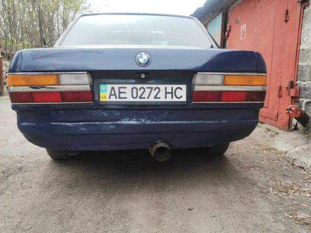 Синій БМВ 5 Серія, об'ємом двигуна 2.5 л та пробігом 200 тис. км за 1600 $, фото 4 на Automoto.ua