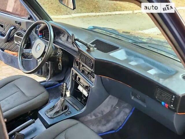 Синий БМВ 5 Серия, объемом двигателя 2.5 л и пробегом 344 тыс. км за 3200 $, фото 29 на Automoto.ua