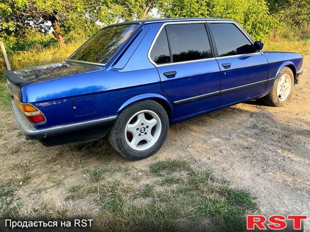 Синий БМВ 5 Серия, объемом двигателя 2.4 л и пробегом 0 тыс. км за 1700 $, фото 1 на Automoto.ua