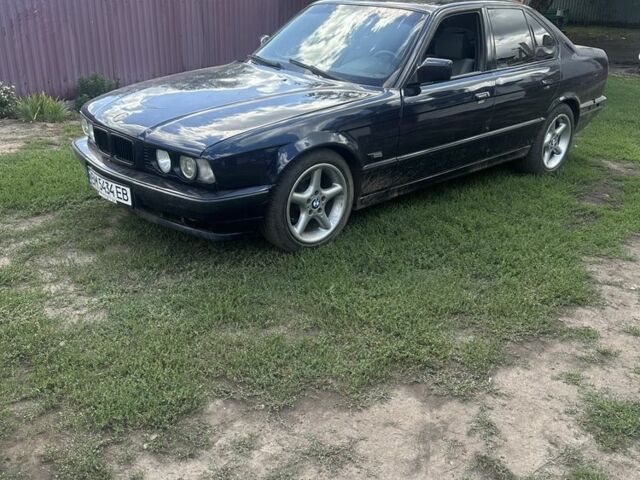 Синий БМВ 5 Серия, объемом двигателя 2 л и пробегом 400 тыс. км за 2500 $, фото 5 на Automoto.ua