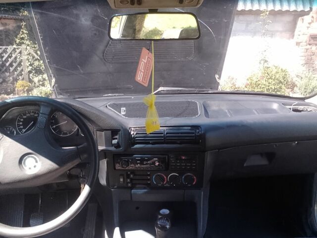 Синий БМВ 5 Серия, объемом двигателя 2.5 л и пробегом 1 тыс. км за 2000 $, фото 5 на Automoto.ua