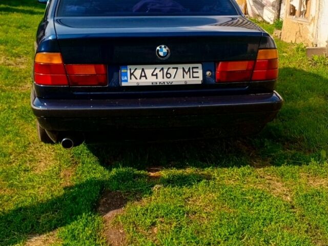 Синий БМВ 5 Серия, объемом двигателя 2 л и пробегом 379 тыс. км за 3250 $, фото 3 на Automoto.ua