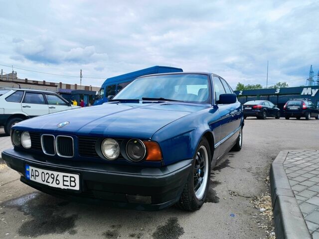 Синий БМВ 5 Серия, объемом двигателя 2 л и пробегом 447 тыс. км за 2450 $, фото 7 на Automoto.ua