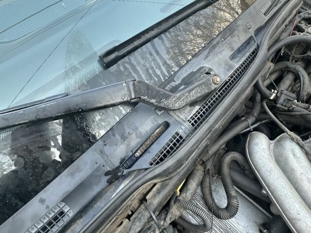 Синий БМВ 5 Серия, объемом двигателя 2 л и пробегом 233 тыс. км за 1800 $, фото 22 на Automoto.ua