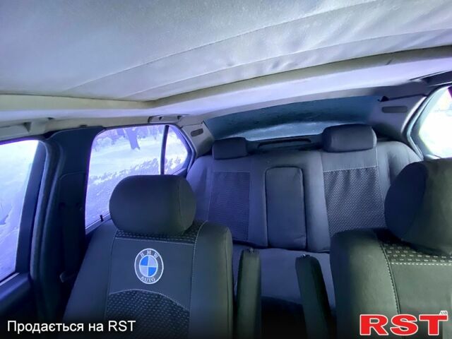 Синій БМВ 5 Серія, об'ємом двигуна 2 л та пробігом 241 тис. км за 1530 $, фото 7 на Automoto.ua