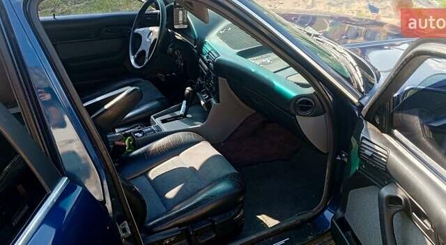 Синий БМВ 5 Серия, объемом двигателя 2 л и пробегом 379 тыс. км за 3250 $, фото 4 на Automoto.ua