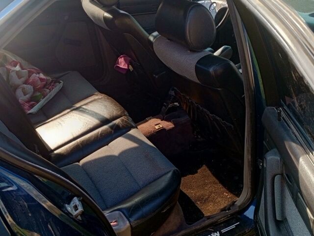 Синий БМВ 5 Серия, объемом двигателя 2 л и пробегом 379 тыс. км за 3250 $, фото 6 на Automoto.ua