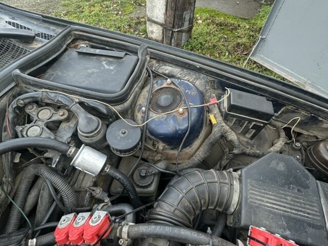 Синий БМВ 5 Серия, объемом двигателя 2 л и пробегом 233 тыс. км за 1800 $, фото 21 на Automoto.ua