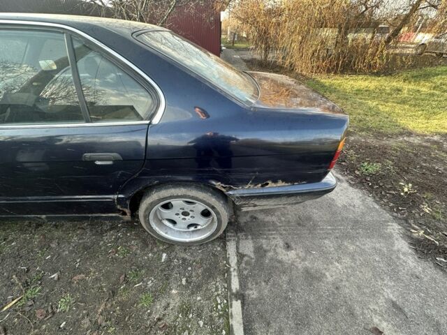 Синий БМВ 5 Серия, объемом двигателя 2 л и пробегом 233 тыс. км за 1800 $, фото 9 на Automoto.ua