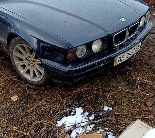 Синий БМВ 5 Серия, объемом двигателя 25 л и пробегом 0 тыс. км за 2500 $, фото 1 на Automoto.ua