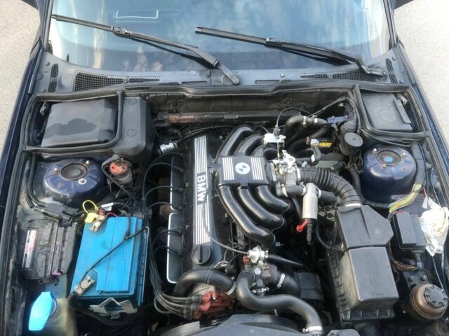 Синий БМВ 5 Серия, объемом двигателя 2 л и пробегом 398 тыс. км за 3800 $, фото 5 на Automoto.ua