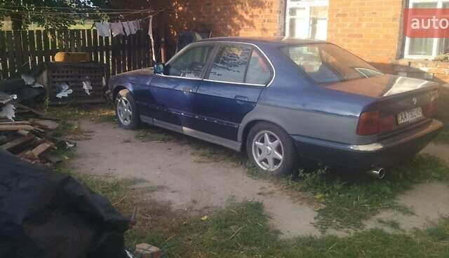 Синий БМВ 5 Серия, объемом двигателя 2.5 л и пробегом 288 тыс. км за 2800 $, фото 8 на Automoto.ua