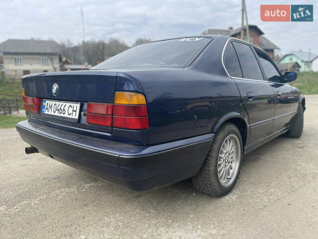 Синий БМВ 5 Серия, объемом двигателя 2 л и пробегом 213 тыс. км за 2999 $, фото 2 на Automoto.ua