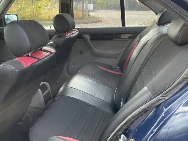 Синий БМВ 5 Серия, объемом двигателя 0 л и пробегом 350 тыс. км за 1850 $, фото 9 на Automoto.ua