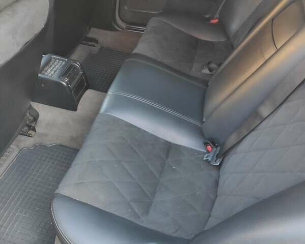 Синий БМВ 5 Серия, объемом двигателя 2 л и пробегом 328 тыс. км за 6500 $, фото 12 на Automoto.ua