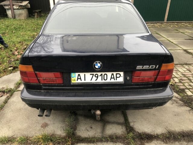 Синий БМВ 5 Серия, объемом двигателя 2 л и пробегом 200 тыс. км за 2200 $, фото 1 на Automoto.ua