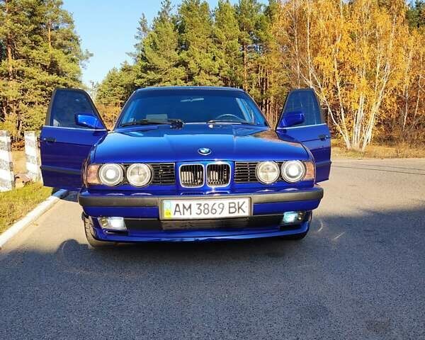Синий БМВ 5 Серия, объемом двигателя 2 л и пробегом 328 тыс. км за 6500 $, фото 7 на Automoto.ua