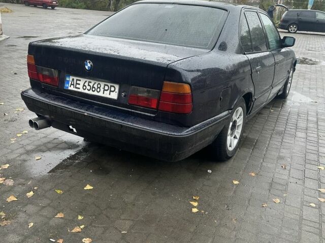 Синій БМВ 5 Серія, об'ємом двигуна 2.5 л та пробігом 400 тис. км за 2200 $, фото 3 на Automoto.ua