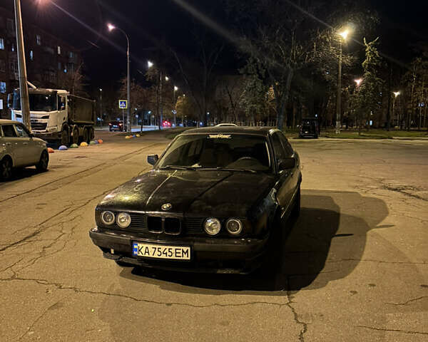 Синий БМВ 5 Серия, объемом двигателя 2.8 л и пробегом 300 тыс. км за 1800 $, фото 2 на Automoto.ua