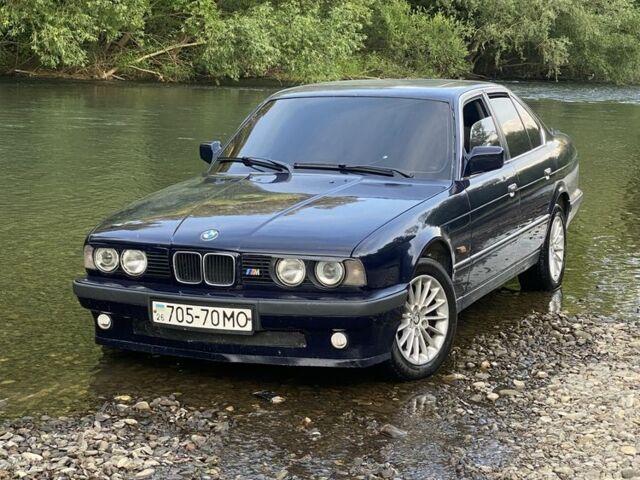 Синий БМВ 5 Серия, объемом двигателя 2.4 л и пробегом 3 тыс. км за 2400 $, фото 2 на Automoto.ua