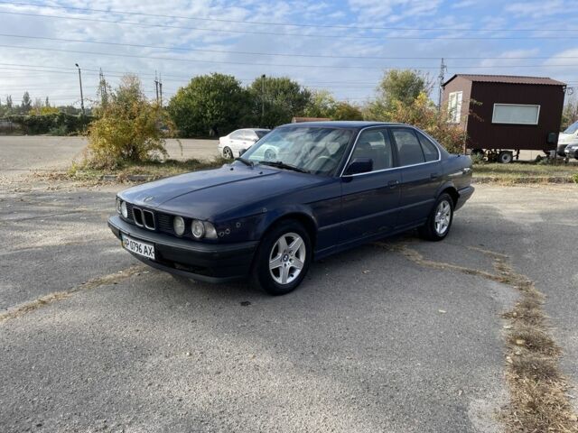 Синий БМВ 5 Серия, объемом двигателя 0 л и пробегом 350 тыс. км за 1850 $, фото 1 на Automoto.ua