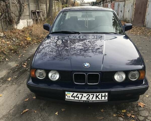 Синій БМВ 5 Серія, об'ємом двигуна 2 л та пробігом 350 тис. км за 3300 $, фото 1 на Automoto.ua