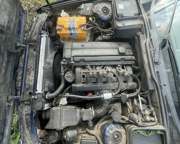 Синий БМВ 5 Серия, объемом двигателя 2.49 л и пробегом 350 тыс. км за 3500 $, фото 4 на Automoto.ua