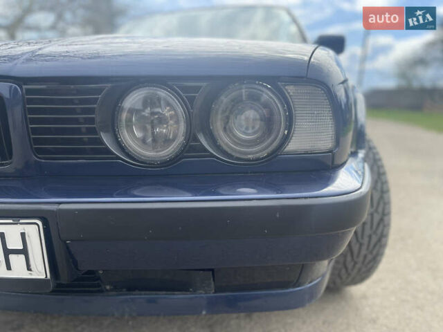 Синий БМВ 5 Серия, объемом двигателя 2 л и пробегом 213 тыс. км за 2999 $, фото 8 на Automoto.ua