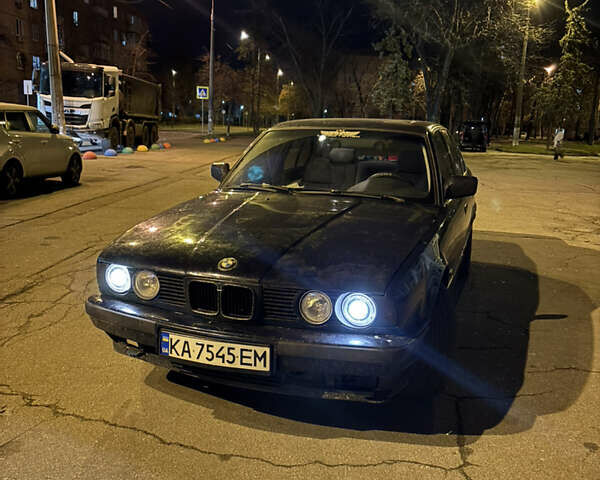 Синий БМВ 5 Серия, объемом двигателя 2.8 л и пробегом 300 тыс. км за 1800 $, фото 7 на Automoto.ua