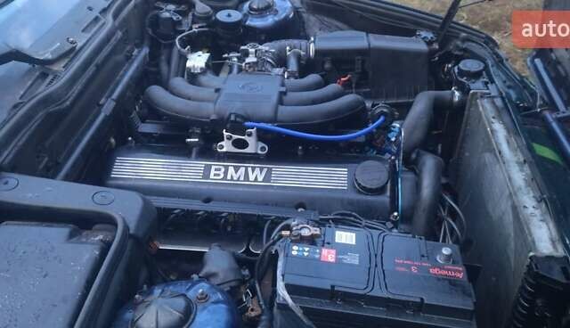 Синий БМВ 5 Серия, объемом двигателя 2.5 л и пробегом 288 тыс. км за 2800 $, фото 10 на Automoto.ua