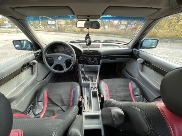 Синий БМВ 5 Серия, объемом двигателя 0 л и пробегом 350 тыс. км за 1850 $, фото 8 на Automoto.ua