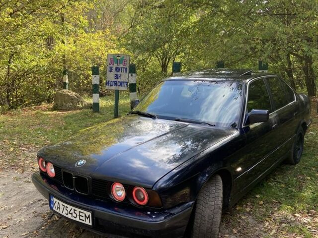 Синий БМВ 5 Серия, объемом двигателя 2 л и пробегом 250 тыс. км за 1800 $, фото 3 на Automoto.ua