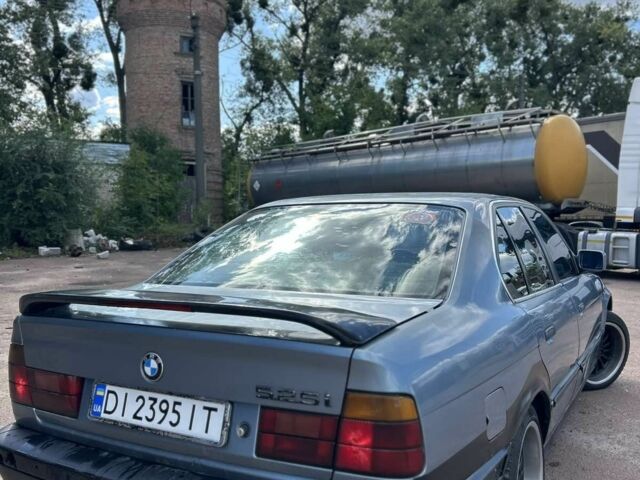 Синий БМВ 5 Серия, объемом двигателя 2.5 л и пробегом 300 тыс. км за 2300 $, фото 9 на Automoto.ua