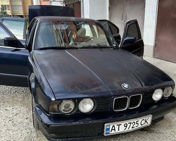 Синий БМВ 5 Серия, объемом двигателя 2.5 л и пробегом 430 тыс. км за 1500 $, фото 1 на Automoto.ua