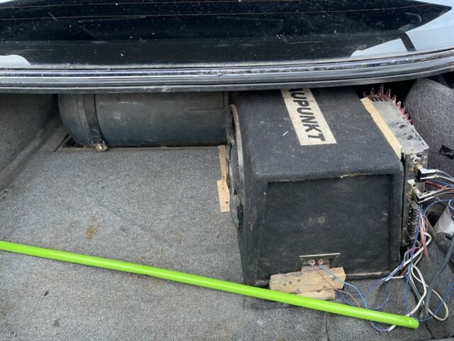 Синій БМВ 5 Серія, об'ємом двигуна 2 л та пробігом 250 тис. км за 2000 $, фото 8 на Automoto.ua