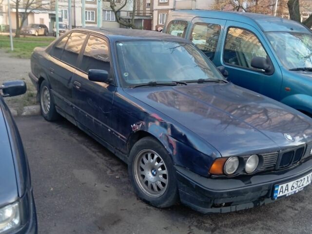 Синий БМВ 5 Серия, объемом двигателя 2 л и пробегом 500 тыс. км за 1700 $, фото 3 на Automoto.ua