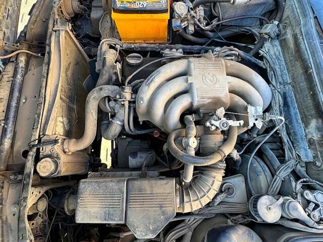 Синий БМВ 5 Серия, объемом двигателя 2.5 л и пробегом 200 тыс. км за 2150 $, фото 7 на Automoto.ua