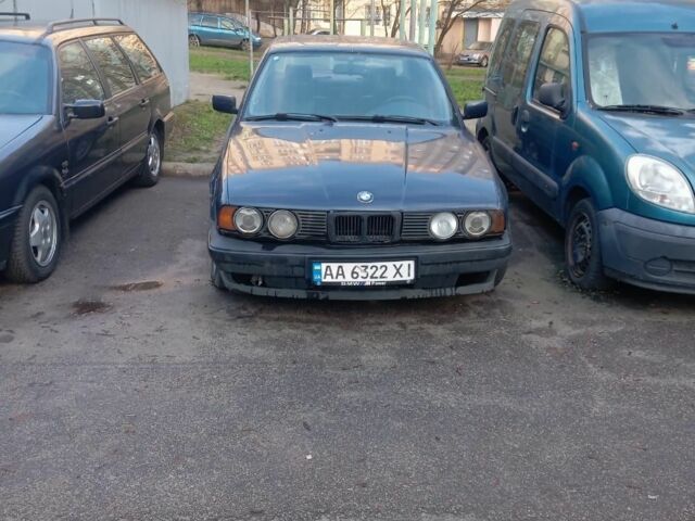 Синий БМВ 5 Серия, объемом двигателя 2 л и пробегом 500 тыс. км за 1700 $, фото 4 на Automoto.ua