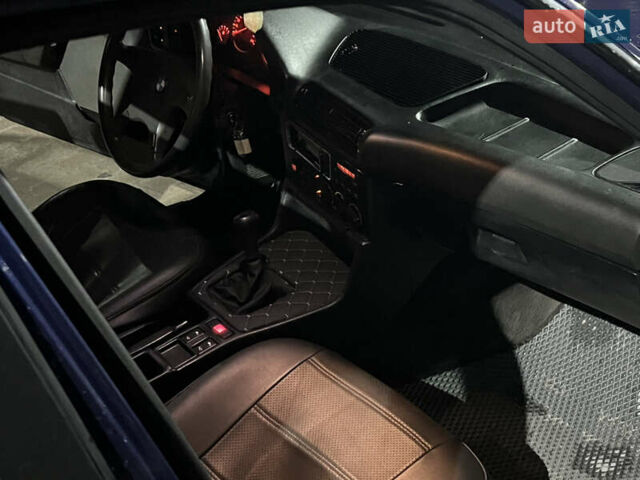 Синій БМВ 5 Серія, об'ємом двигуна 1.99 л та пробігом 300 тис. км за 2200 $, фото 10 на Automoto.ua