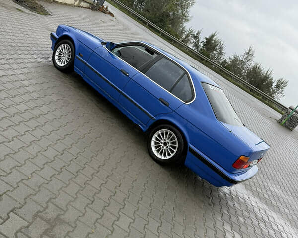 Синий БМВ 5 Серия, объемом двигателя 2.5 л и пробегом 350 тыс. км за 1450 $, фото 4 на Automoto.ua