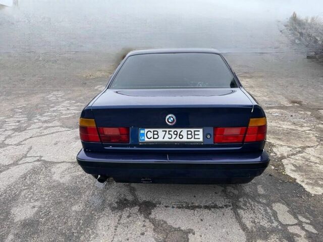 Синій БМВ 5 Серія, об'ємом двигуна 2 л та пробігом 250 тис. км за 2000 $, фото 2 на Automoto.ua