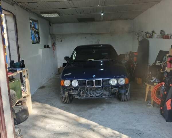 Синій БМВ 5 Серія, об'ємом двигуна 2.5 л та пробігом 680 тис. км за 2900 $, фото 3 на Automoto.ua